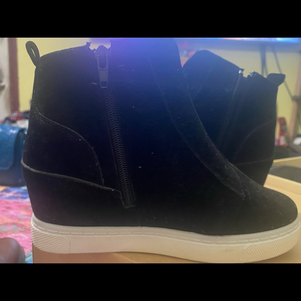 Hide wedge fashion sneakers